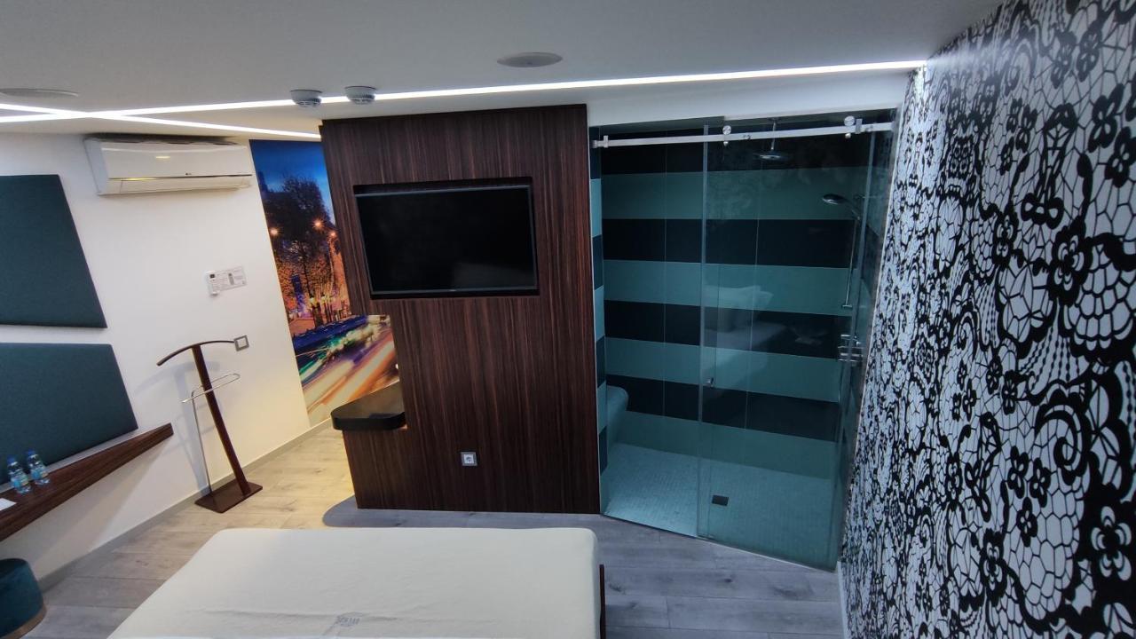 Motel Avenue Лейрия Экстерьер фото